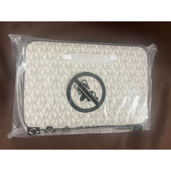 Michael Kors Ginny MK Logo Crossbody Shoulder Bag White Jet Set Item - Picture 4 of 9